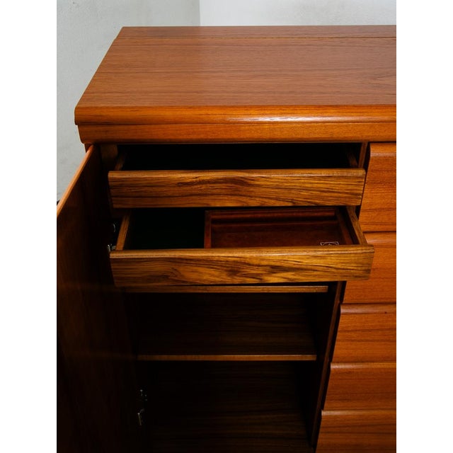 1960s Mid Century Danish Modern Gentleman's Chest Dresser 7 Drawer Teak Vanity Denmark For Sale - Image 9 of 12