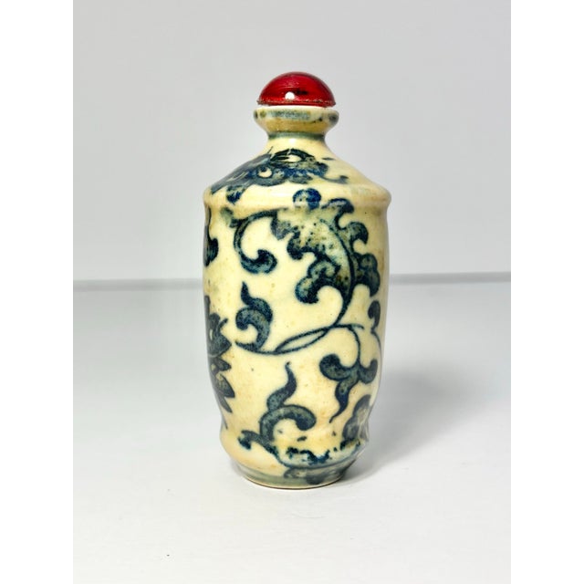 1900 - 1909 Antique Chinese Yellow Porcelain Blue Floral Flowers Snuff Bottle For Sale - Image 5 of 10