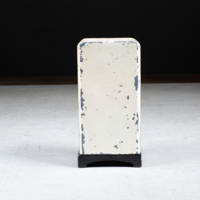 Promotional Electrolux Refrigerator Coin Bank c.1930 For Sale In San Francisco - Image 6 of 8