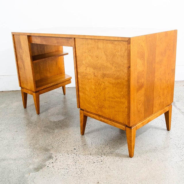 1960s Mid Century Modern Desk Blonde Shelf Maple Wood Heywood Wakefield Drawers Office For Sale - Image 12 of 12