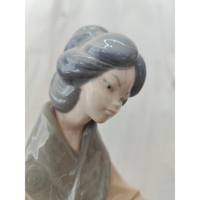 Ceramic Porcelain Gheisa Nao from Lladró, 1950s For Sale - Image 7 of 8