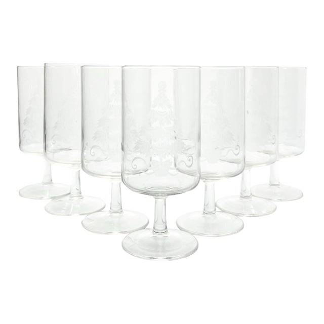 1990s Neiman Marcus Vintage Set of 7 Etched Christmas Tree Wine or Water Glasses For Sale