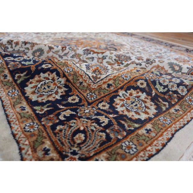 Indian Hand-Knotted Laver Rug, 1990s For Sale - Image 3 of 7
