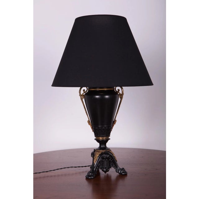 Neoclassical Table Lamp, 1960s For Sale - Image 3 of 10