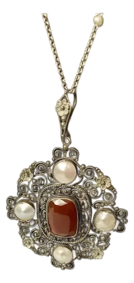 Late 19th Century Victorian Carnelian Sterling Mabe Pearl Necklace