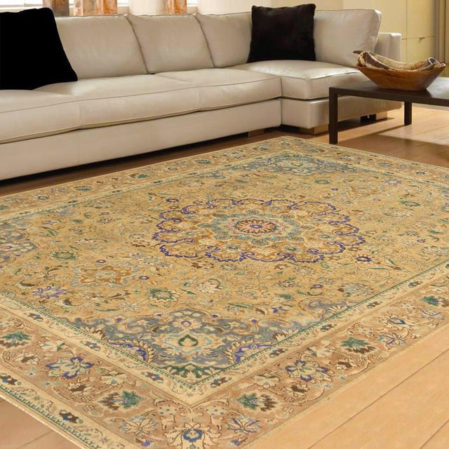 Enhance your living space with this stunning vintage Persian hand-knotted wool rug, a true showstopper that effortlessly...