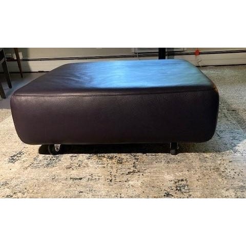 2000 - 2009 Rare Discontinued Knoll Cini Boeri Lounge Ottoman in Amethyst Spinneybeck Leather For Sale - Image 5 of 7