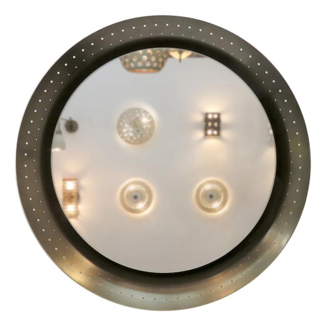 Dc-18™ Lighted Mirror by Gallery L7 For Sale