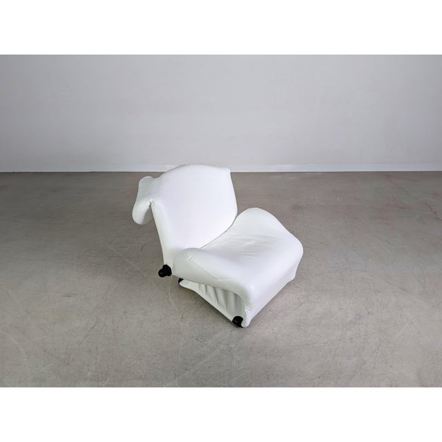Wink Chair in Leather from Cassina For Sale - Image 6 of 13