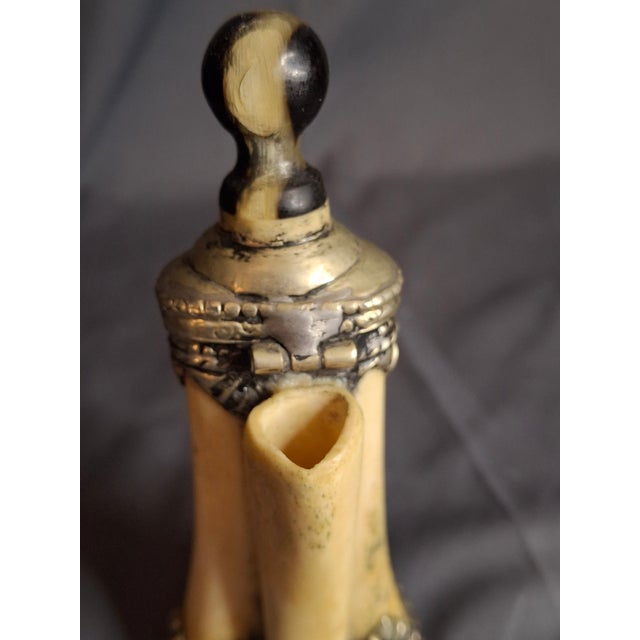Rare 19thC Moroccan Judaica Camel Bone Inkwell Set - Star of David - Original Pen For Sale - Image 14 of 18