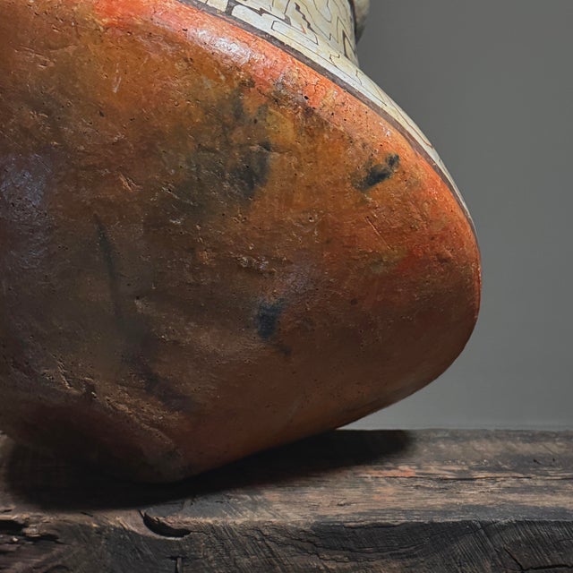 Monumental Abstract Shipibo Conibo Folk Art Anthropomorphic Polychrome Vessel For Sale - Image 10 of 12