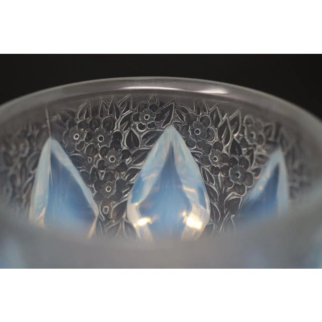 1920s Rene Lalique Opalescent Glass 'Rampillon' Vase For Sale - Image 6 of 9