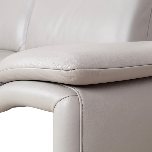 Leather Three-Seater Grey Sofa with Manual Function from Koinor For Sale - Image 6 of 16