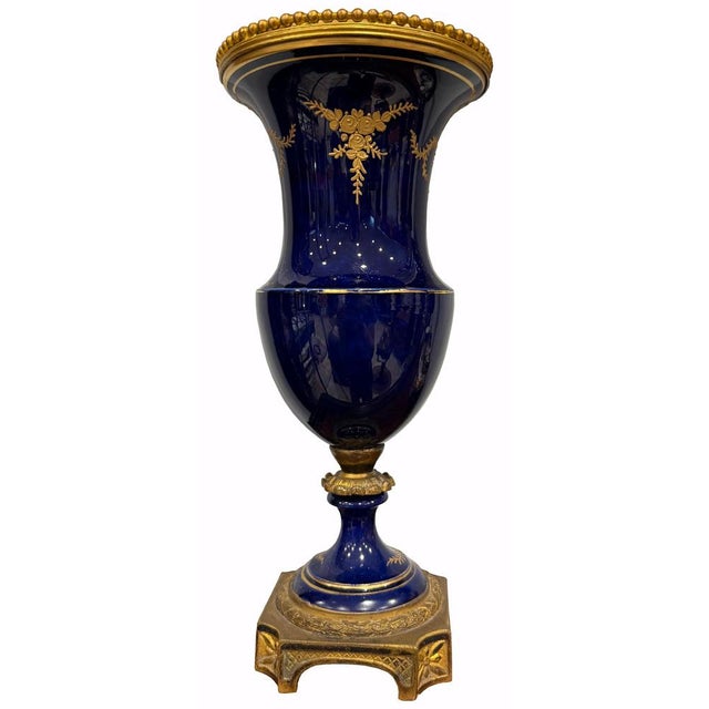 Porcelain Vases from Sevres, Set of 2 For Sale - Image 3 of 5