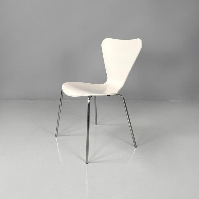 Italian Modern White Lacquered Curved Chairs, 1970s, Set of 6 For Sale - Image 3 of 18