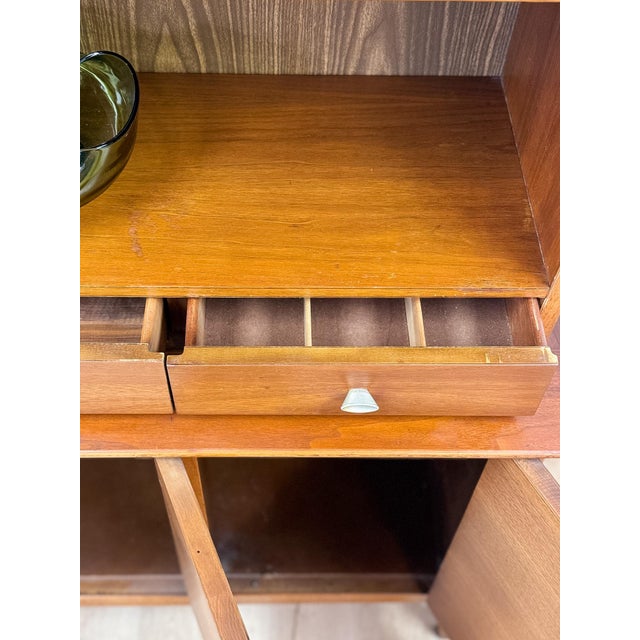 Vintage Hutch by Paine Furniture MCM China Cabinet, Parquet Doors, Glass Sliding For Sale - Image 16 of 18