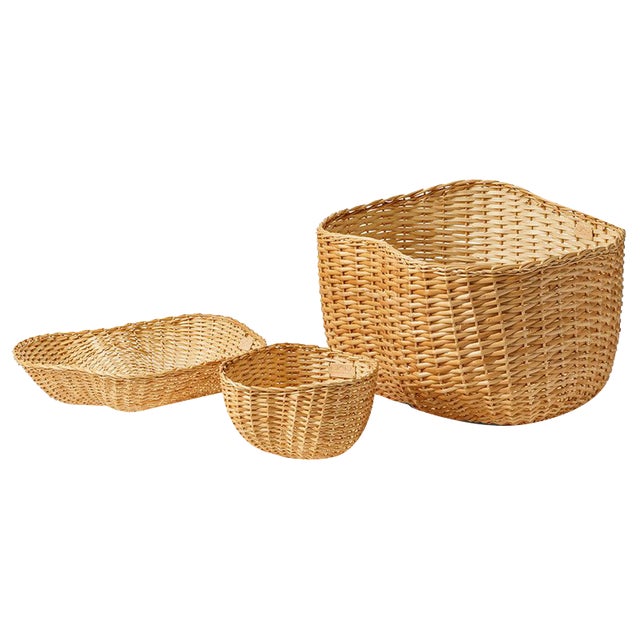 Small Furna Basket by Eneida Lombe Tavares & João Xará For Sale