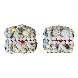 Pair of Vintage Shell Encrusted Velvet Lined Trinket or Ring Boxes For Sale