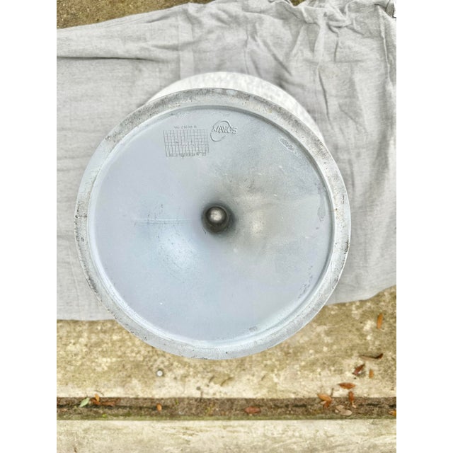 Late 20th Century Vintage Marble Top Eero Saarinen Style Tulip Side Tables-A Pair For Sale - Image 5 of 11