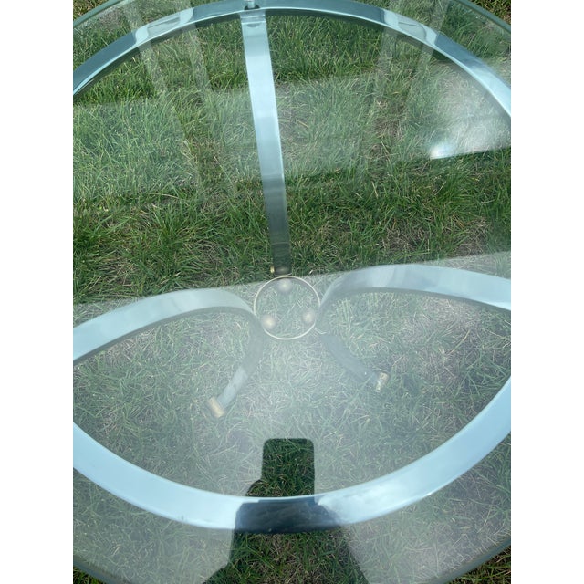 1960s Pair of Vintage French Glass, Steel and Brass Round Side Tables Attributed to Maison Jansen For Sale - Image 5 of 7