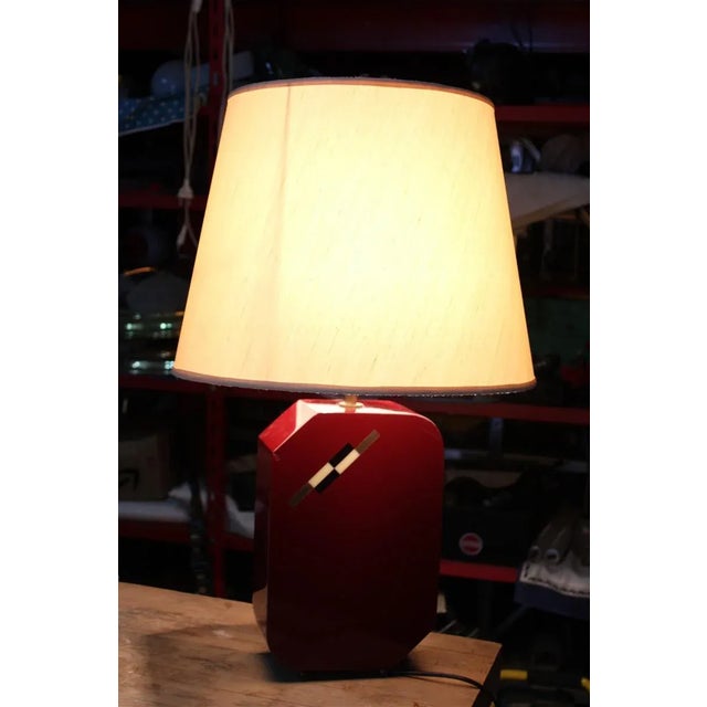 Italian Bordeaux Bakelite Table Lamp, 1970s For Sale - Image 6 of 12