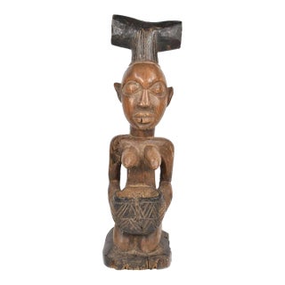 Early 20th Century Yoruba Female Bowl Bearer Figure Nigeria For Sale