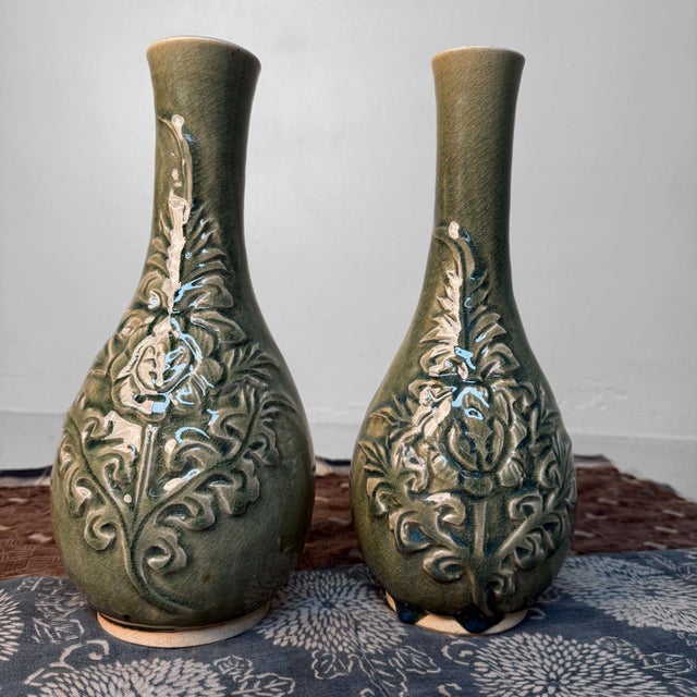 Teal Celadon Ikebana Vases with Floral Relief by Noma Gazan, Japan, 1970s, Set of 2 For Sale - Image 8 of 17