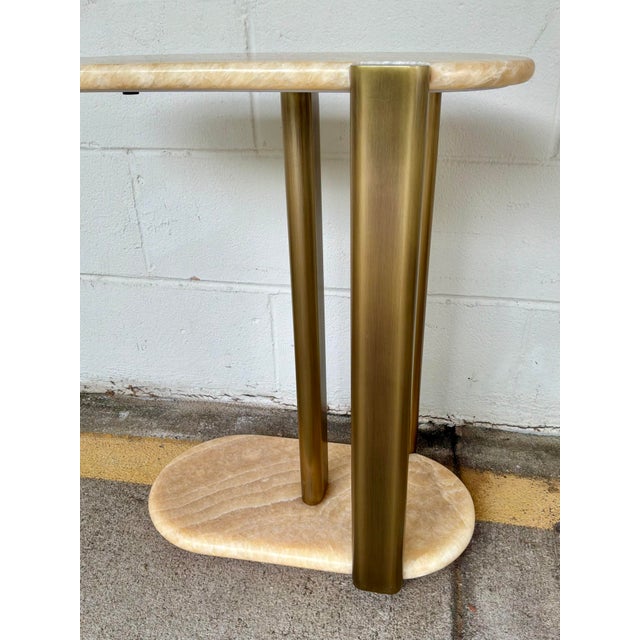 Modern Revelation Modern Honey Onyx Rounded Cantilever Accent Table For Sale - Image 3 of 4