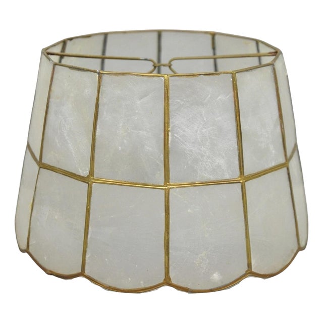 Vintage Italian Hollywood Regency Capiz Shell Gold 8.5" Round Clip on Lamp Shade For Sale