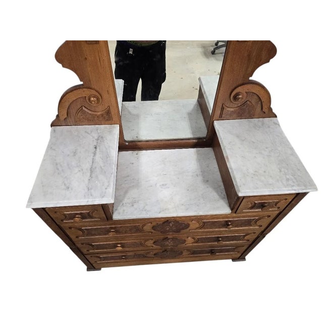 Early 20th Century Antique Victorian Eastlake Marble Top Dresser With Mirror – Walnut & Burled Wood For Sale - Image 5 of 7