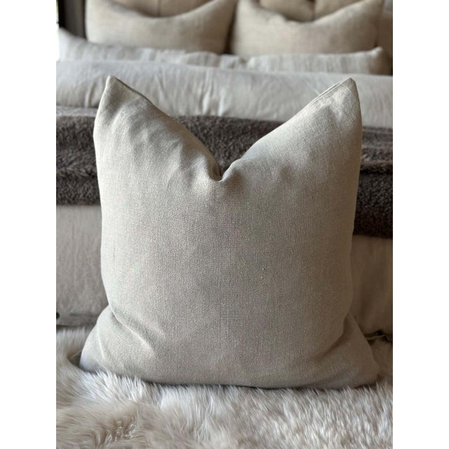 100% Linen Made in Belgium Natural Flax Linen Pillow cover with overlocked seams and hidden zipper closure. Size 25"x25"...
