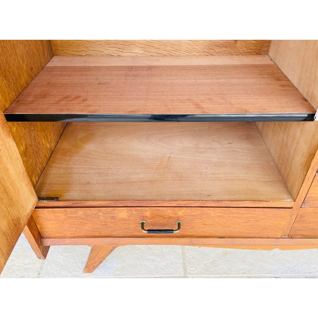 Mid-Century Modern Oak Highboard on Tapered Legs, 1950s For Sale - Image 13 of 18