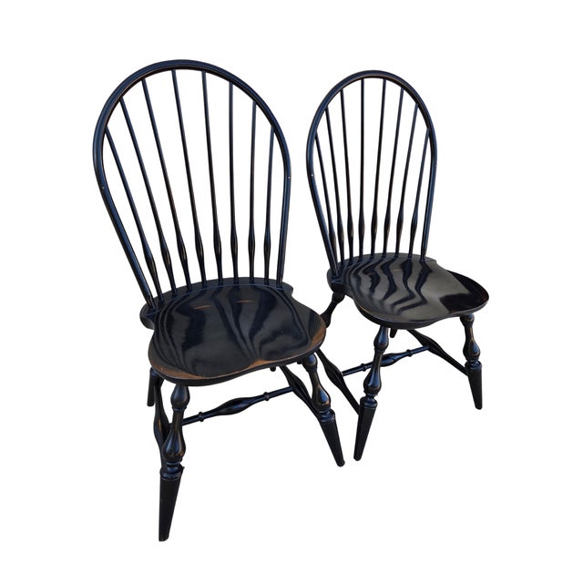 1990s 1990s 2 Nichols & Stone Windsor Side Chairs Bow Back Saddle Seat Distressed Country For Sale - Image 5 of 18