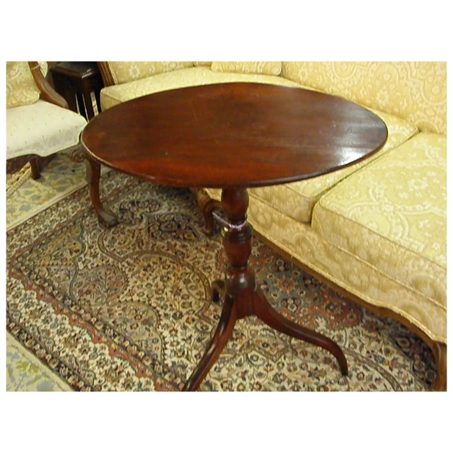 18th Century Mahogany American Tilt Top Tea Table or Candle Stand For Sale - Image 4 of 16