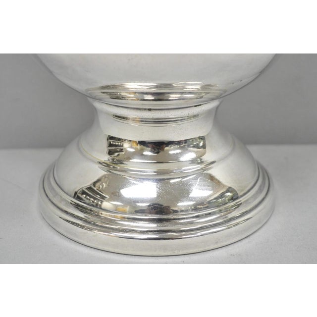 Mid 20th Century Vintage Traditional Wma Rogers Silver Plated Trophy Cup Urn Champagne Chiller Bar Ice Bucket For Sale - Image 5 of 17