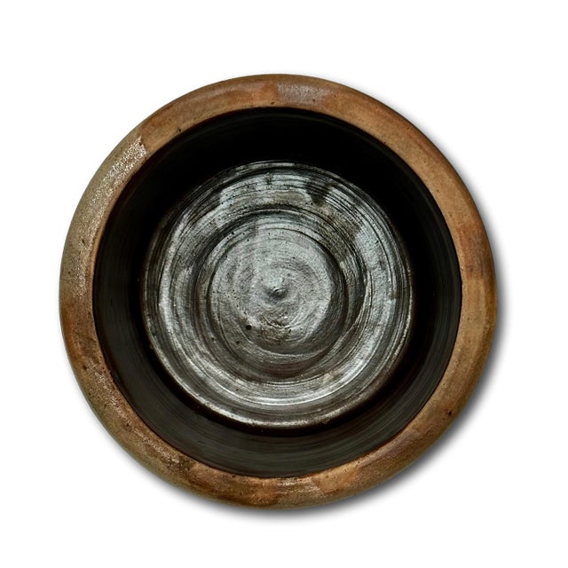 Wonderfully Rustic Small 1 Gallon Size Antique MId 1800s American Blue Decorated Stoneware Storage Crock 7 Inches Tall For Sale - Image 14 of 18