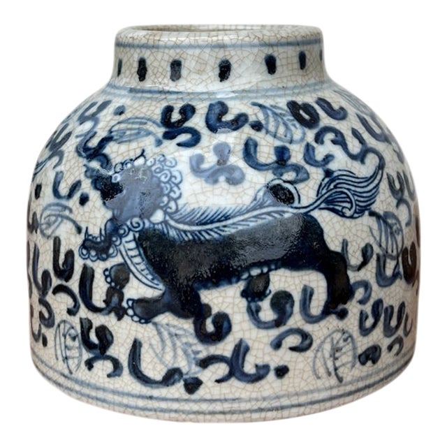 Chinoiserie Waterdrop Vase For Sale