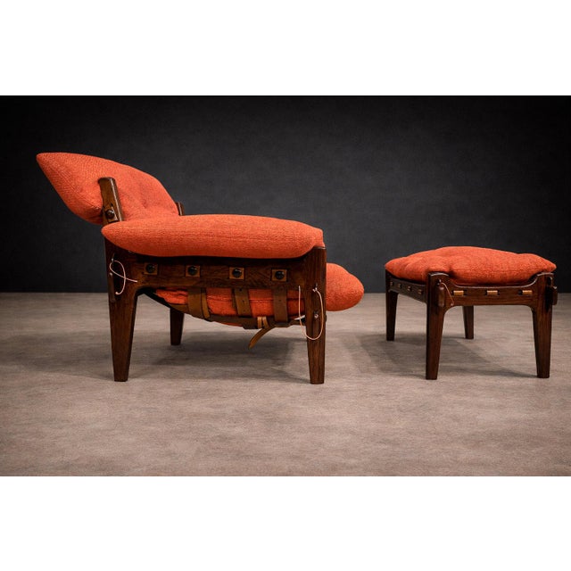 Wood “Moleca” Lounge Chair with Ottoman in Rosewood & Fabric, Sergio Rodrigues, Brazil, 1963- Lot 214-346A For Sale - Image 7 of 17