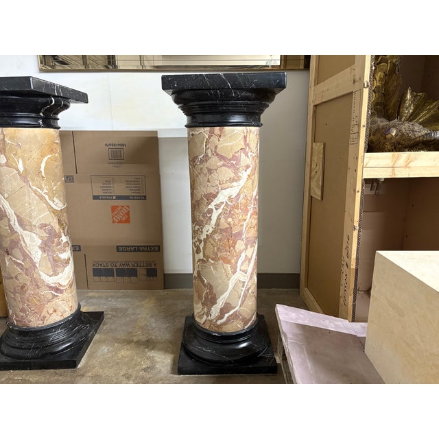 French Pair of 19th Century French Marble Pedestals For Sale - Image 3 of 12