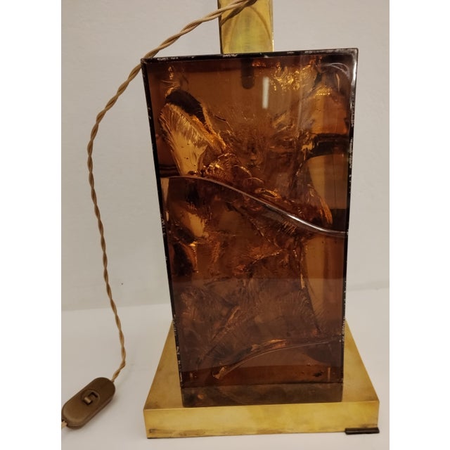 Large Table Lamp in Fractal Resin and Brass, Italy, 1970s For Sale - Image 16 of 18