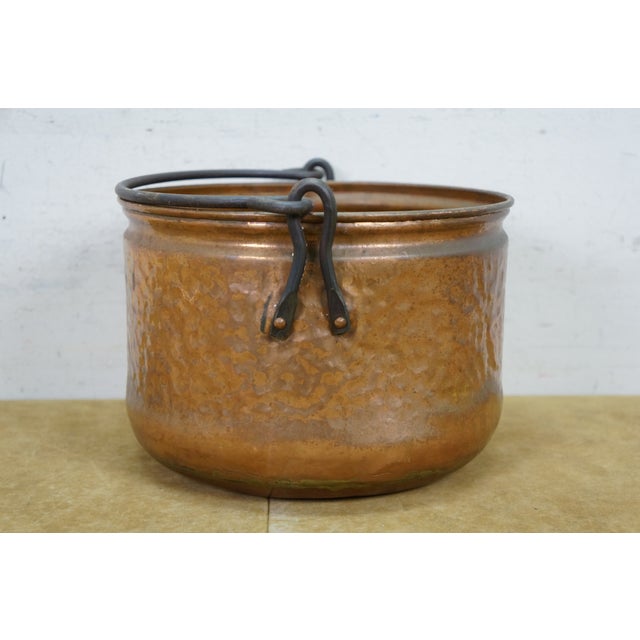 Early 20th Century Antique Dovetailed Hammered Copper Stock Pot Cauldron Cooking Kettle Bucket 8.5" For Sale - Image 5 of 13