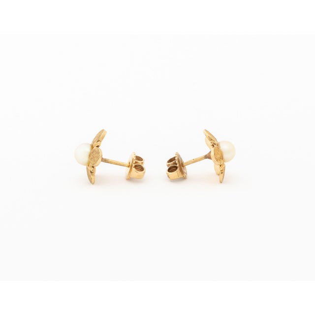 Late 20th Century Floriform Cultured Pearl and Yellow Gold Earrings For Sale - Image 5 of 6