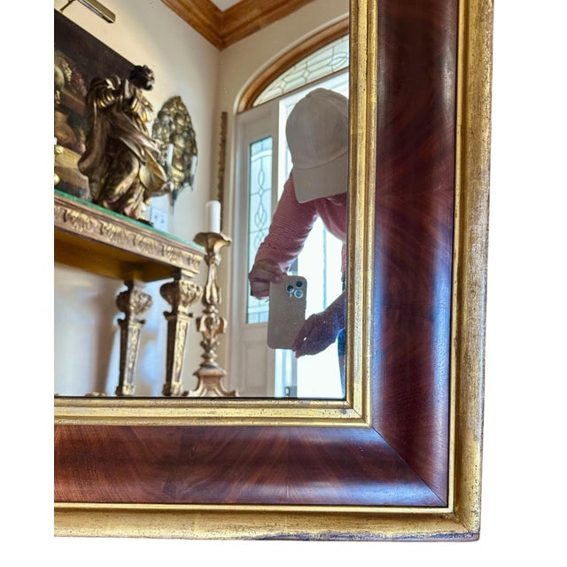 Early 19th Century American Empire Mahogany and Gilt Ogee Wall Mirror For Sale - Image 10 of 11