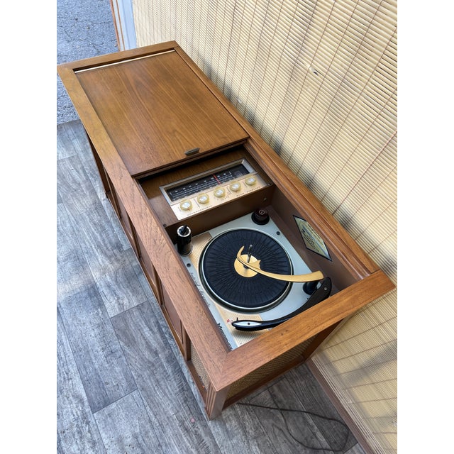 Wood Vintage Mid Century Modern Magnavox Stereo Media Console. Circa 1960s For Sale - Image 7 of 18
