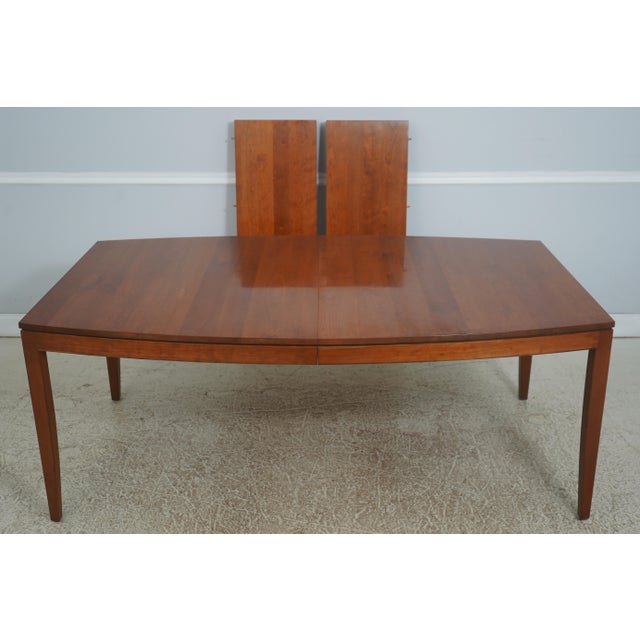Age: Approx: 20 Years Old Details: Metropolitan Collection High Quality Construction Rich High Sheen Finish Traditional...