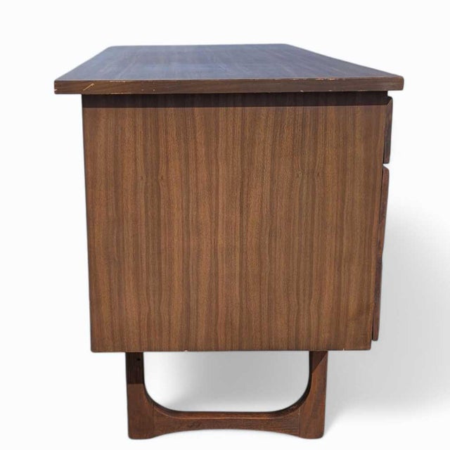 Mid-Century Desk – Laminate Top Desk, Vintage Wooden Desk, Retro Office Desk, Stylish Work Desk For Sale In Los Angeles - Image 6 of 18