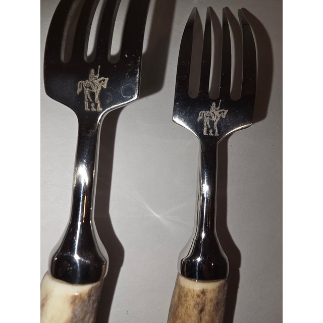 Rustic 1990s Antler and Stainless Steel Flatware 5pc. Set for Four - 20 pcs For Sale - Image 3 of 9
