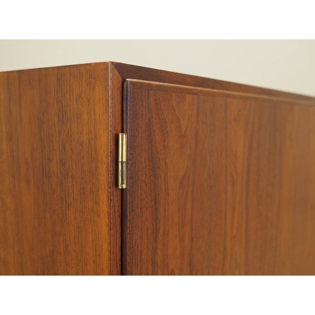 Danish Walnut Cabinet by Carlo Jensen for Hundevad & Co., 1970s For Sale - Image 12 of 18