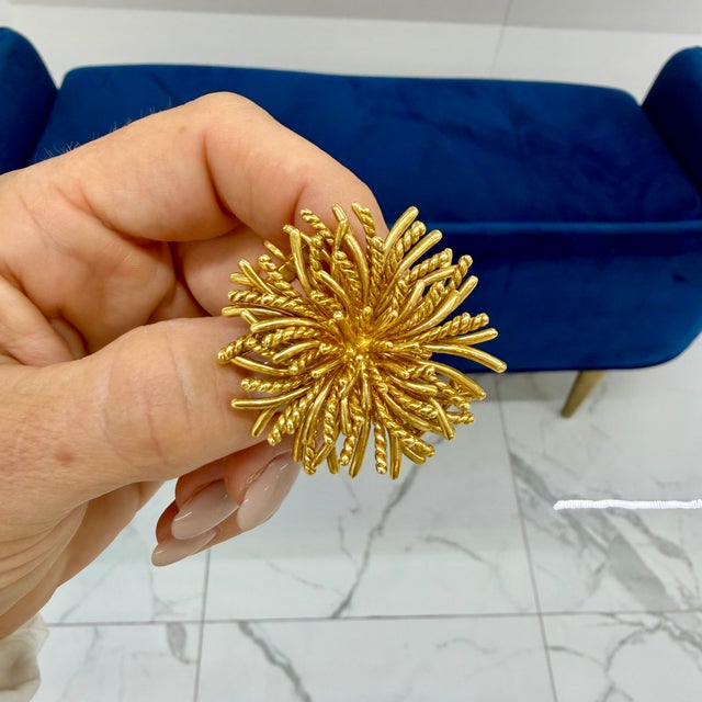 Vintage Tiffany & Co. 18k Yellow Gold Sea Anemone Pin Brooch For Sale - Image 9 of 9