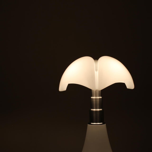 Pipistrello 620 Lamp with Acrylic Glass by Gae Aulenti for Martinelli Luce, Italy, 1965 For Sale - Image 14 of 18
